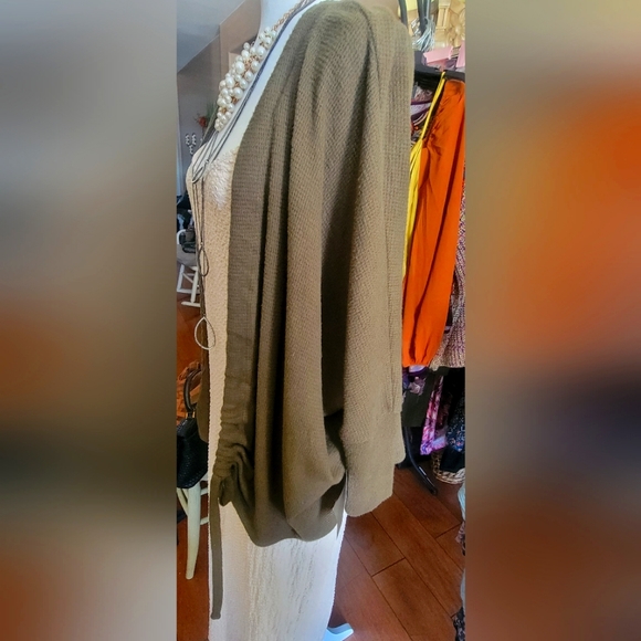 Creneau Drawstring Cardigan - Picture 2 of 2